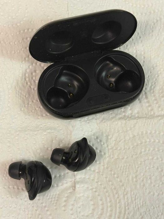 наушники Samsung Galaxy boods