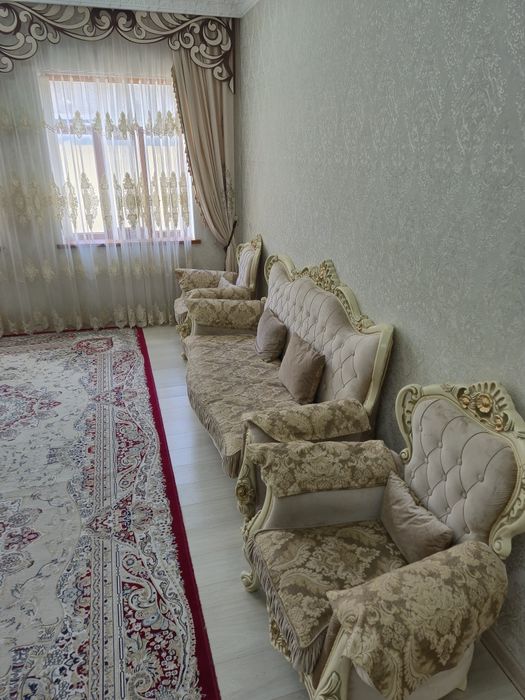 Угалок для гостинный