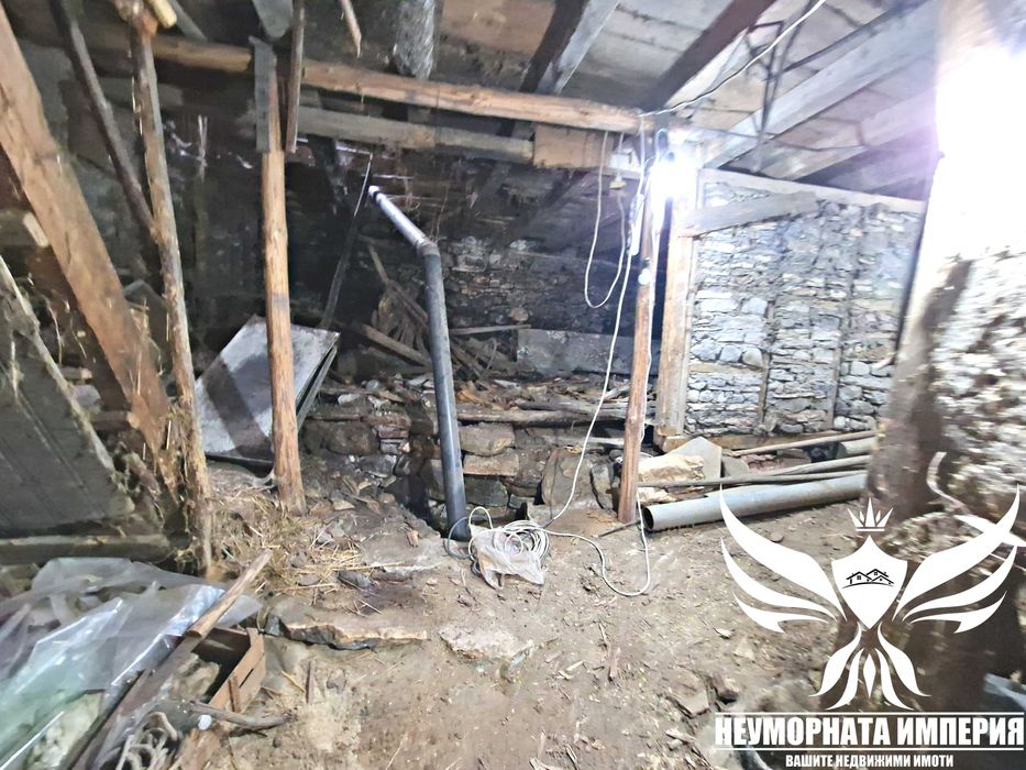 Продава се Къща в с. Орехово, Област Смолян - 160 кв.м за 335 €/кв.м - Снимка #21