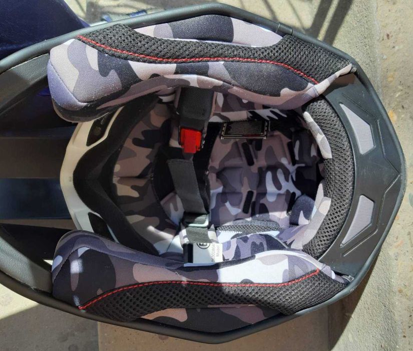 Мотокрос Каска WULF L размер.