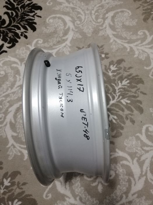 Продам диск на 17 новый