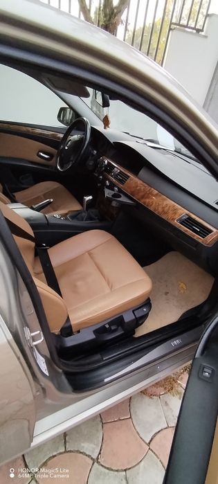 BMW Seria 5 2010 — imagine 4