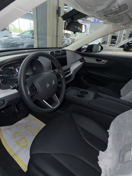 Hongqi eq m5 elektr
