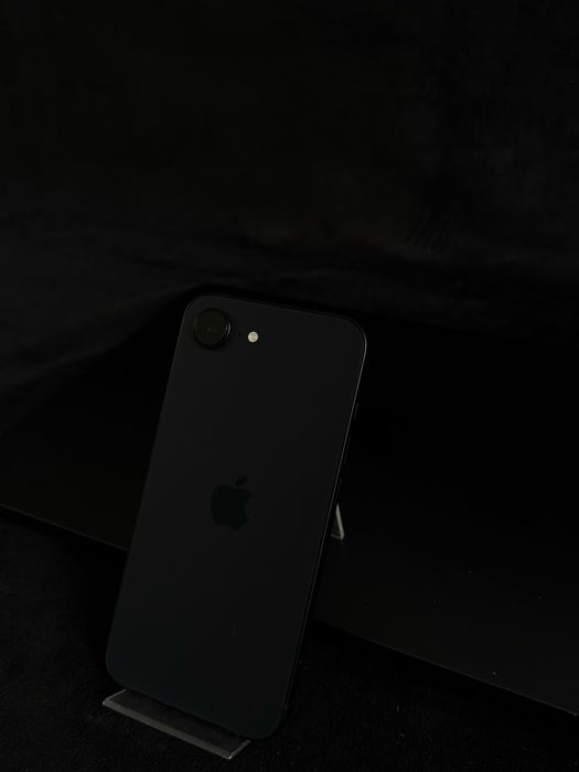 Iphone 16 e /baitimes•0.0.24