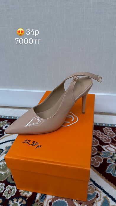 Продается совершенно новые туфли в идеально качестве.