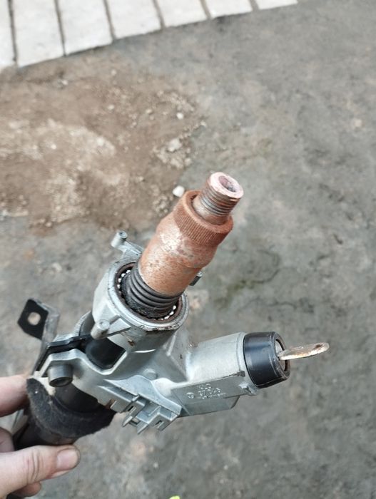 Продам запчасти на Пассат б3.