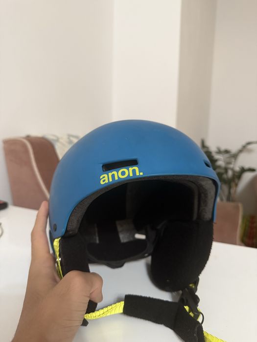 Шлем подростковый anon.