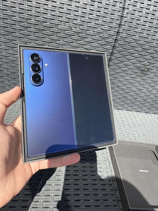 Samsung z fold 7