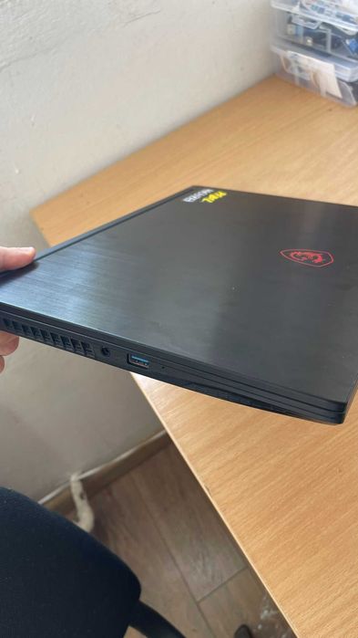 Laptop Gaming MSI RTX 3050/ I5