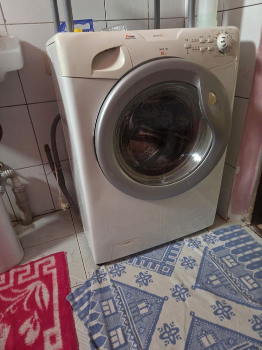 Avtomat kir yuvishga mashinasi