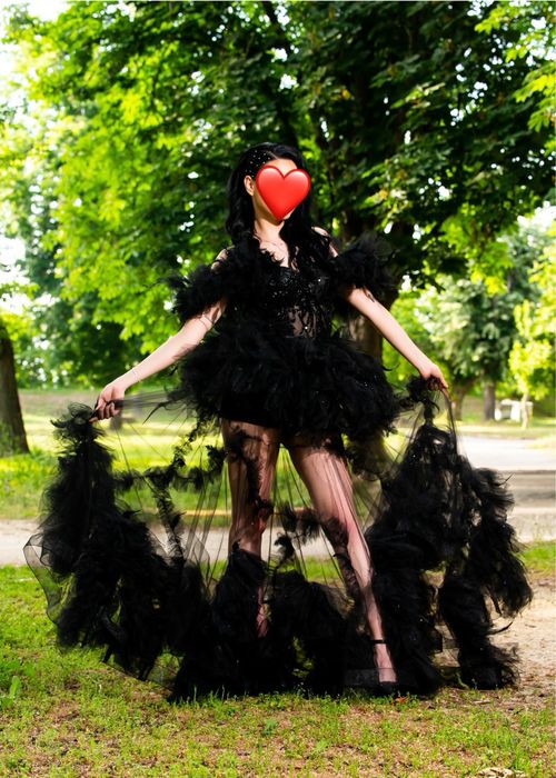 Продавам балната си рокля