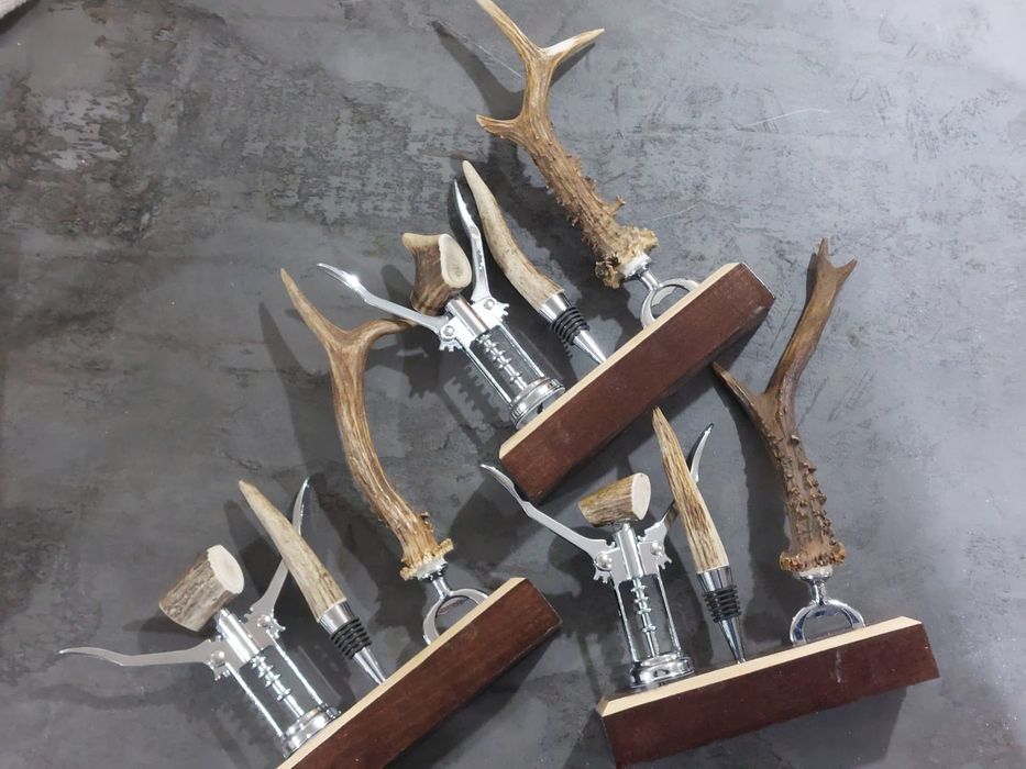 Panoplie vanatoare căprior, mistreț, capra neagră, cravata cerb sculpt