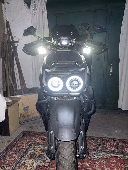 Продам скутер танк 149сс,с хорошим торгом