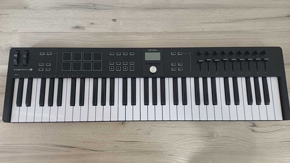MIDI-клавиатура Arturia KeyLab Essential 61 mk3 USB-TIPE-C