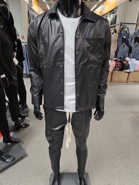 Compleuri piele!camasa si pantalon cu sireturi lungi !