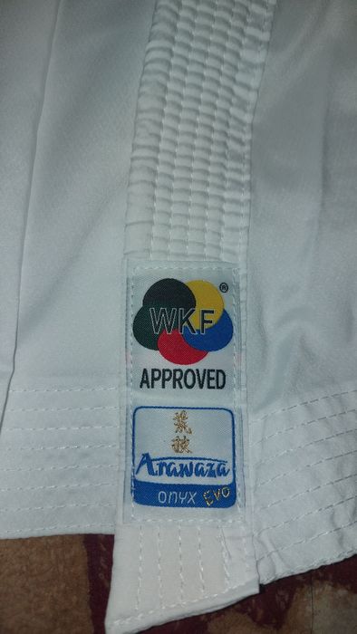 Продается новое Кимоно WKF APPROVED