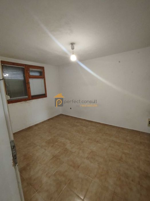 Многостаен апартамент на метри от МУ - с опция за гараж