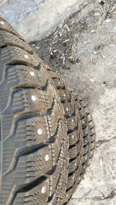 Продам шины зимние