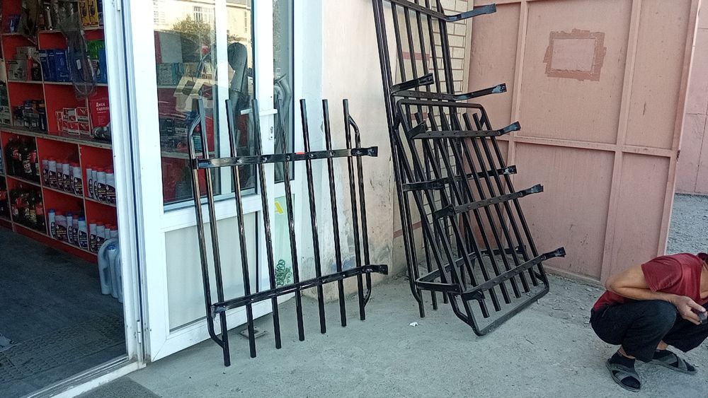 Yuk ortishga bagach.  Qalin profildan  yasalgan. Dokument bor