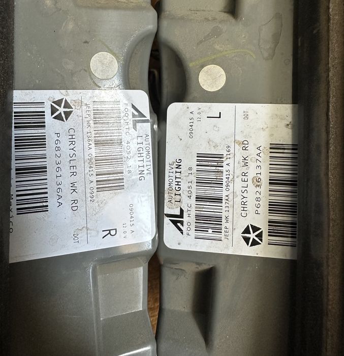 Stopuri / Triple Jeep Grand Cherokee WK2 Facelift