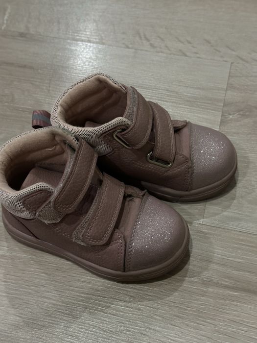 Ботинки для девочки демисезонные