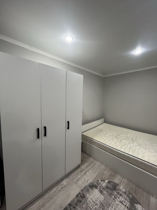 Продам спальный гарнитур срочно