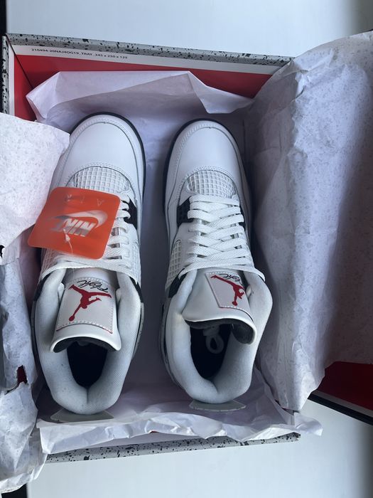 Air Jordan 4 White Cement (44 размер/ US10)