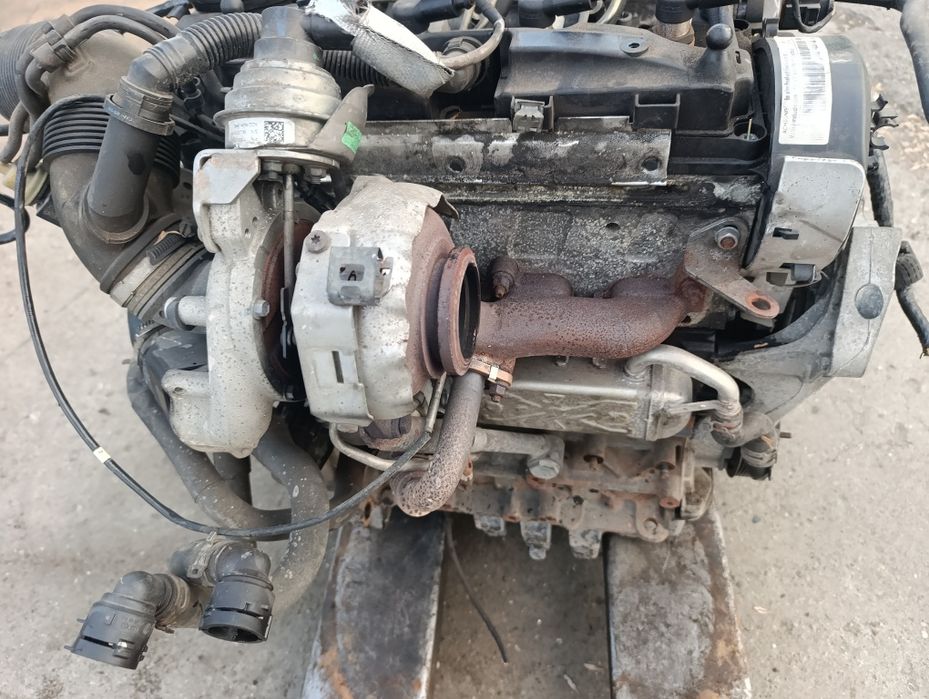 Дизелов двигател 1.6 тди с код CAY 105 кс Фолксваген , Ауди / 1.6 tdi VW , Audi