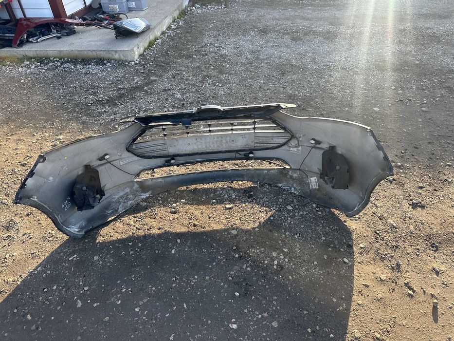Предна броня Ford B Max