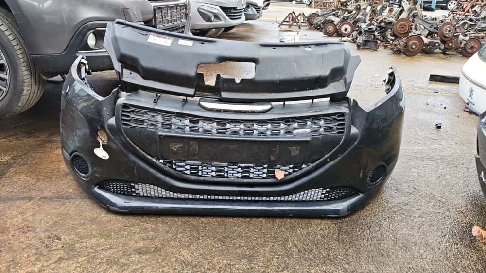 Предна броня за Пежо/Peugeot 208