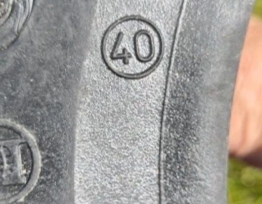 Мъжки гумени ботуши.