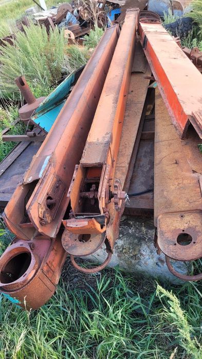 Продам запчасти на комбаин