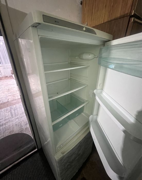 Холодильник продам