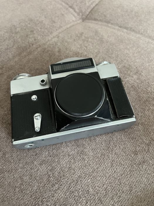 Фотоаппарат Zenit ET с кожанным чехлом