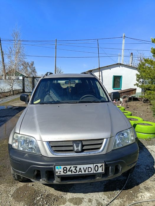 Срочно продам. 1997 год,автомат.