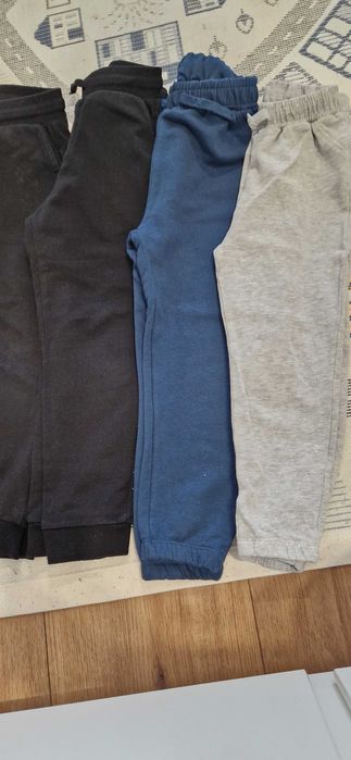 Pantaloni trening băieți, mărimea 5-6ani, 110-116