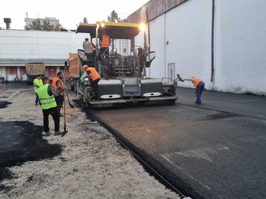 Аренда асфальтоукладчик