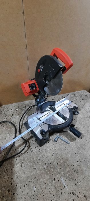 Продам торцовку.