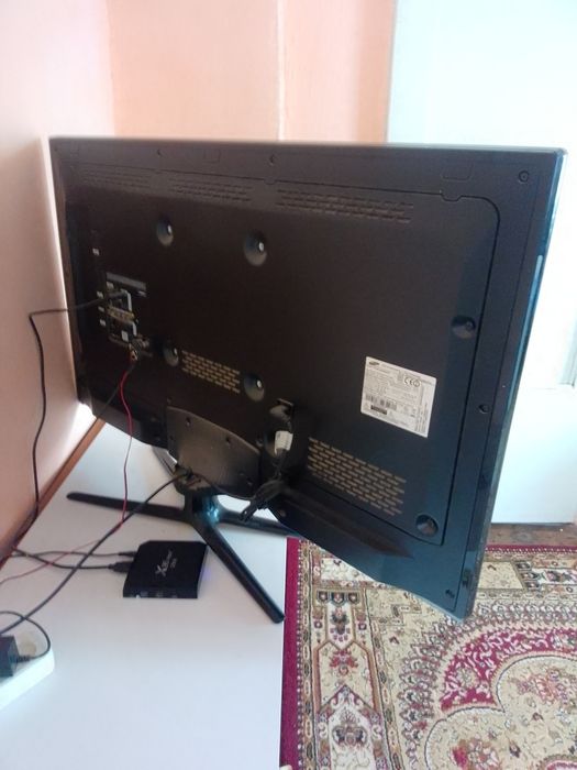 Телевизор самсунг