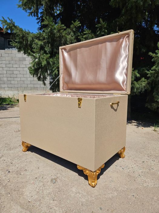 Чемоданы для приданого невесты