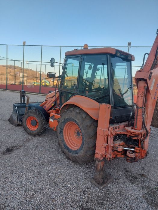 Buldoexcavator devinzare