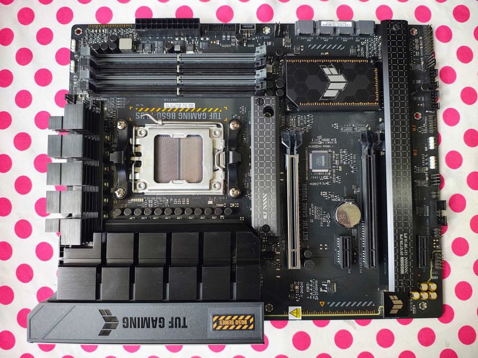 ryzen 7 5800x - Placi de baza oferte online | OLX.ro