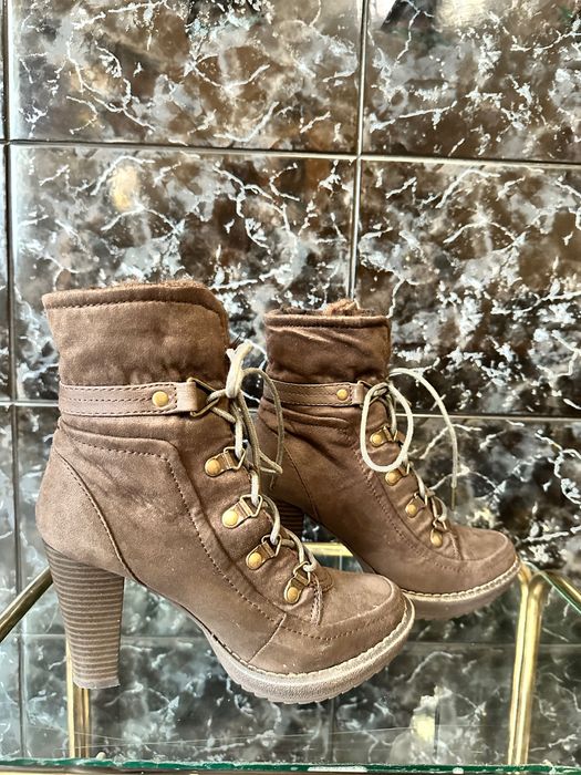 Кафяви дамски боти