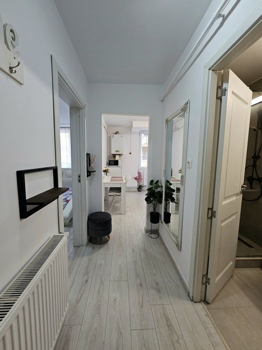 Inchiriez apartament cu o camera,langa Vivo mall,la parter