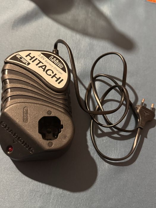 Оригинално Зарядно устройство HITACHI UC3SFL 3.6 V , винтоверт