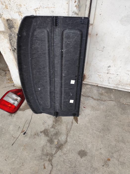 Кора за багажник на mazda 3 от 2 000 година и нагоре