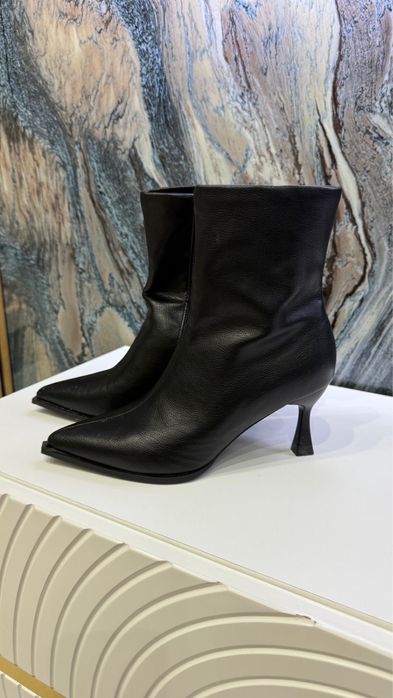 Продам сапожки весна