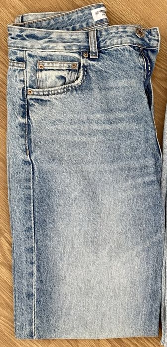 Джинсы женские Pull & Bear