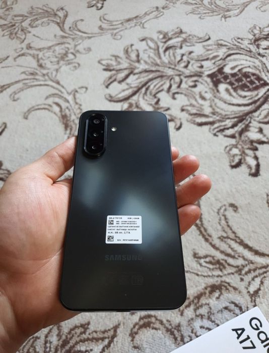 Самсунг а17 янги