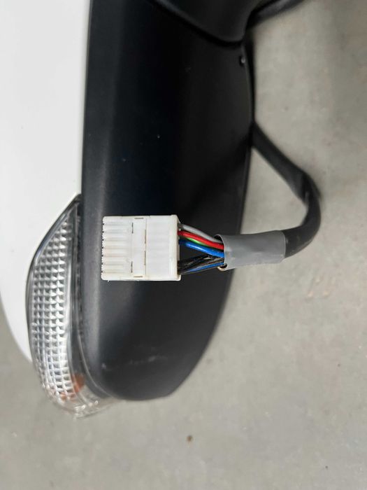 Дясно огледало Toyota Avensis T27 2016/2020г.